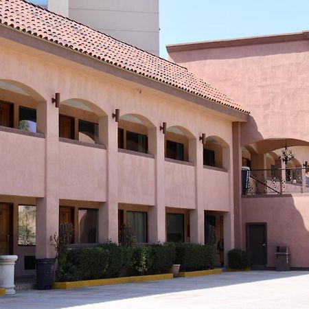 Estancia Inn Текате Екстериор снимка