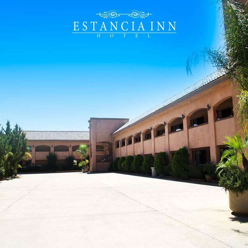 Estancia Inn Текате Екстериор снимка